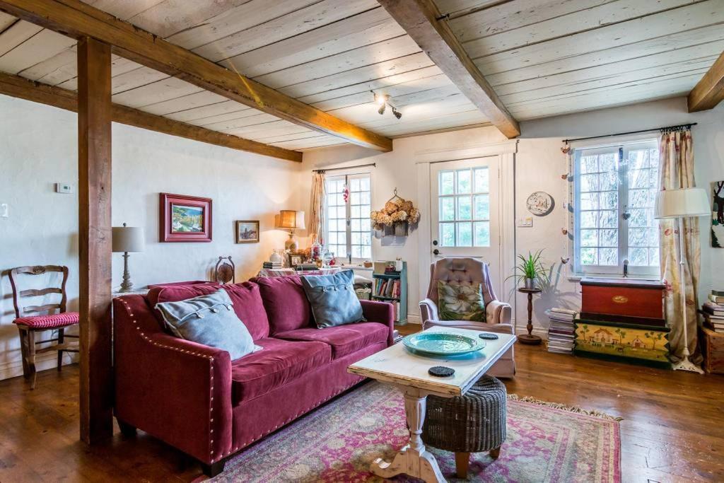 La Maison Ancestrale Guerard Saint-Laurent-de-l'ile d'Orleans Luaran gambar